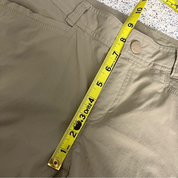The North Face Paramount 2.0 Convertible Cargo Pants Shorts Tan Women’s Size 8 - Picture 10 of 11
